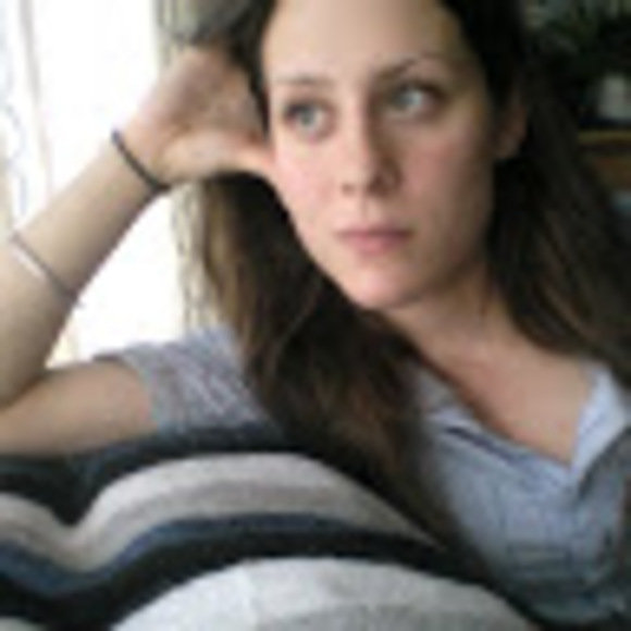 Meet your Posher, Lauren - Picture 1 of 1